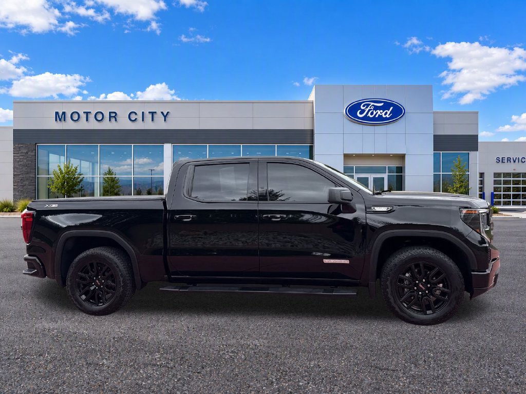 Used 2025 GMC Sierra 1500 Elevation w/ Preferred Package AWD/4WD image 8