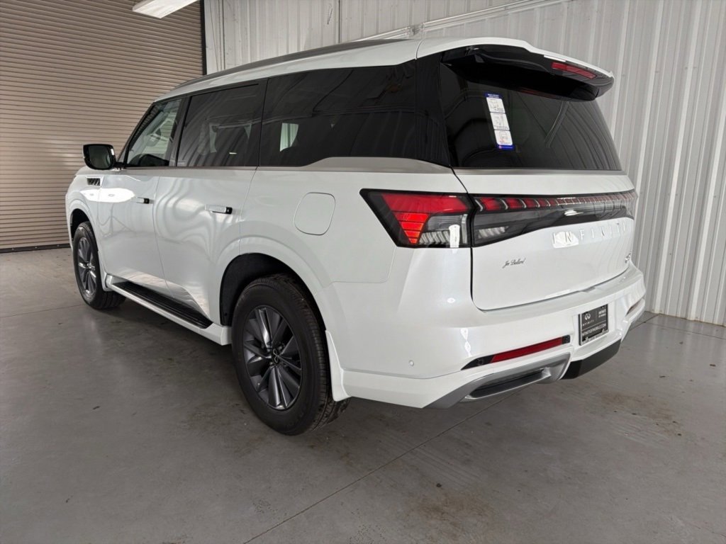 New 2026 INFINITI QX80 Pure image 5