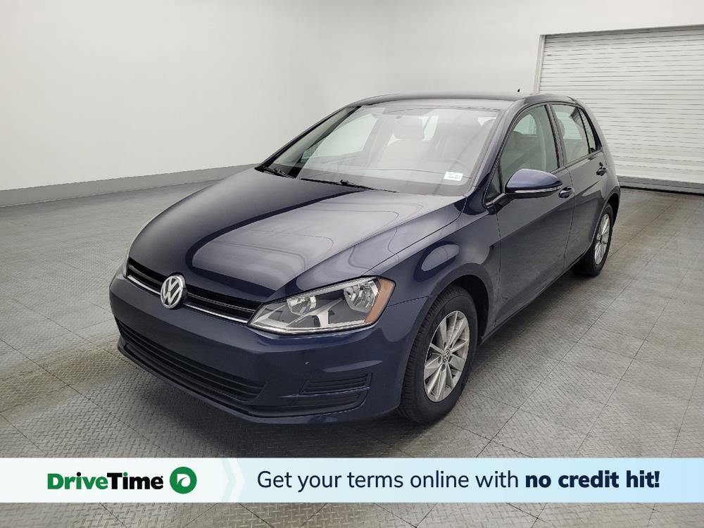 Used 2017 Volkswagen Golf S image 1