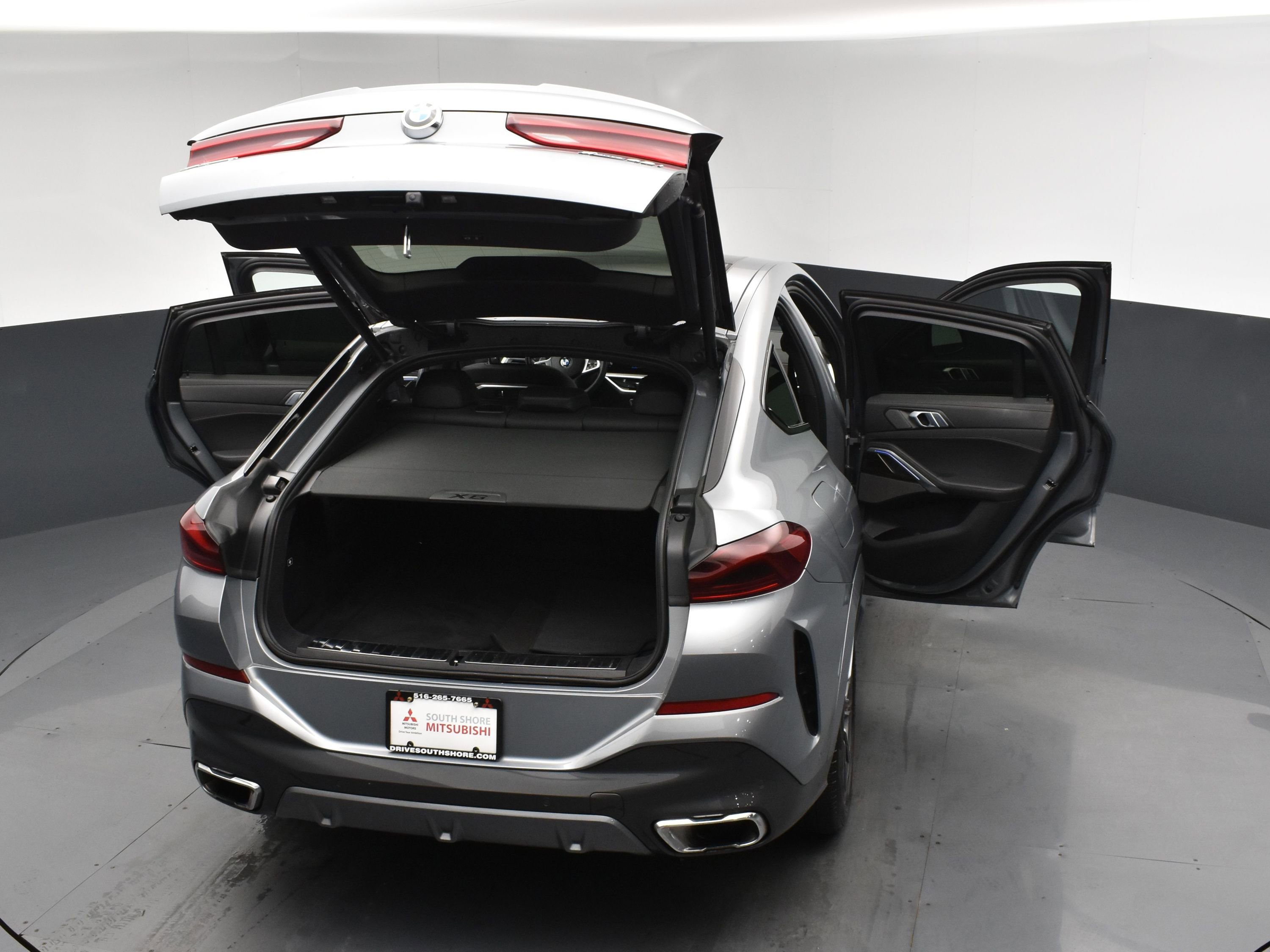 Used 2025 BMW X6 xDrive40i AWD/4WD image 24