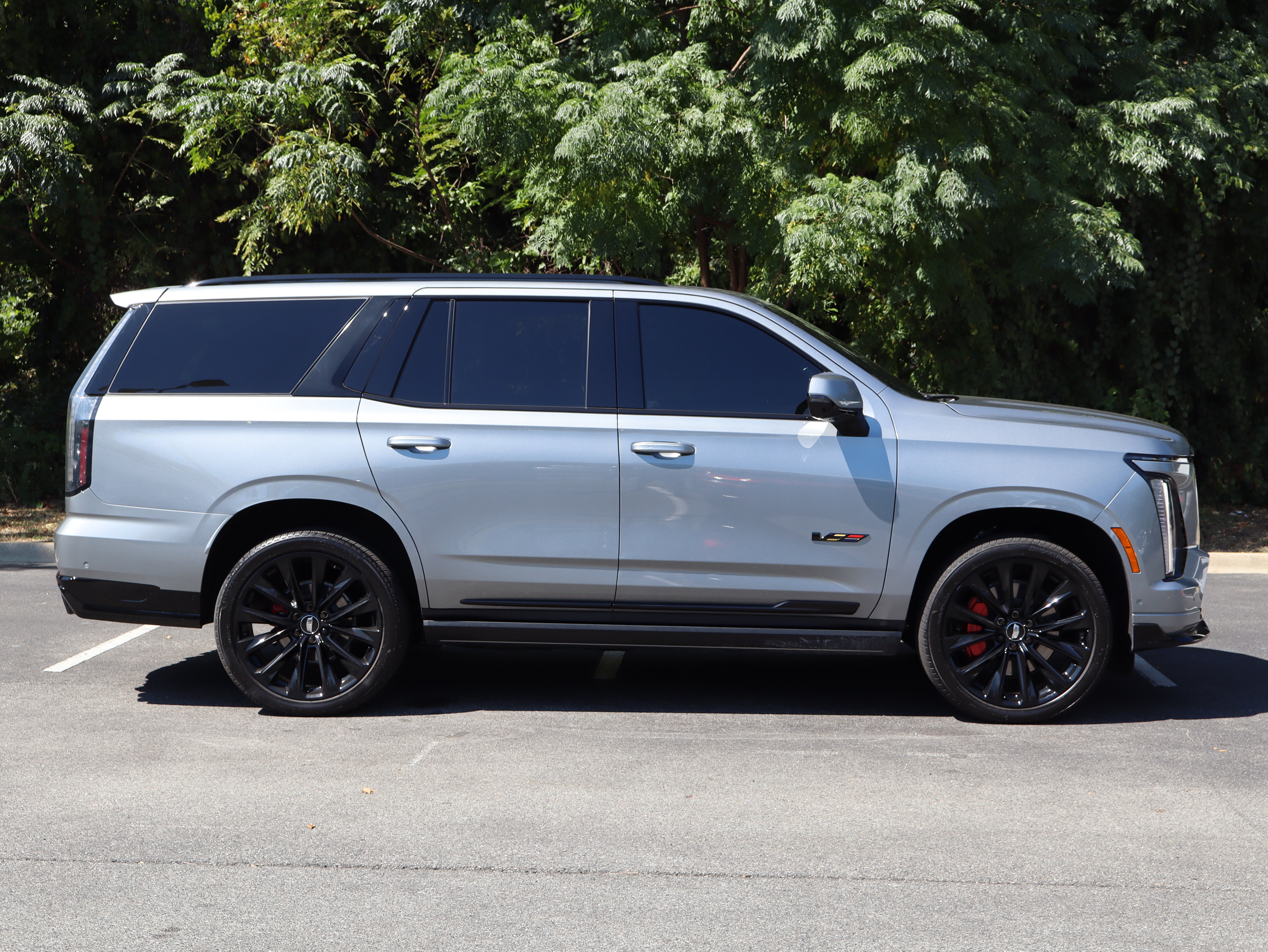 Certified 2026 Cadillac Escalade V AWD/4WD image 11