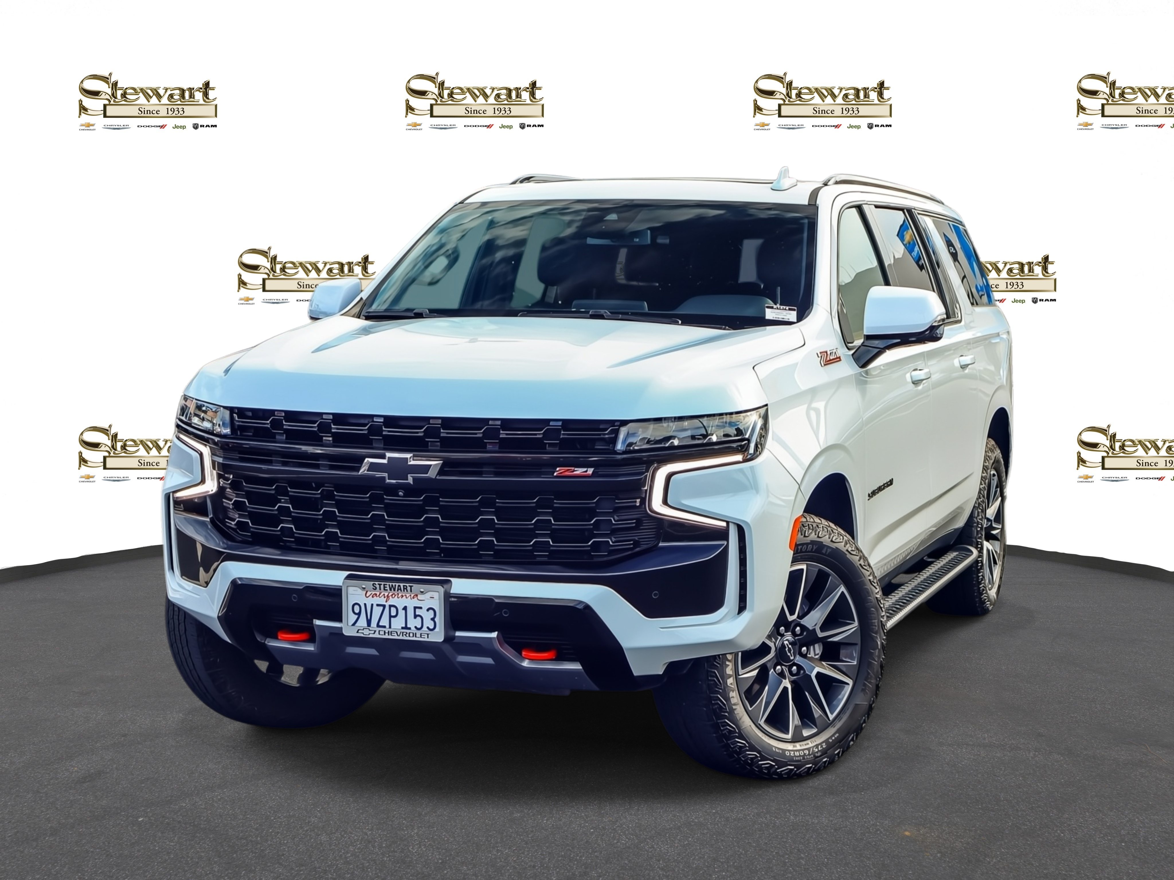 Used 2023 Chevrolet Suburban Z71 w/ Luxury Package AWD/4WD image 1