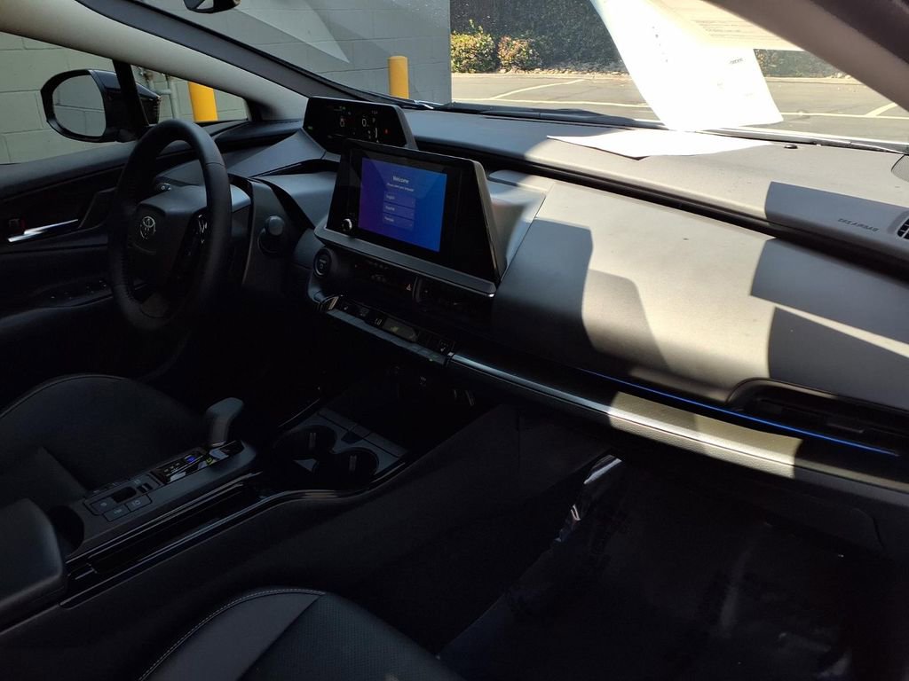 Certified 2026 Toyota Prius Plug-In Hybrid image 24