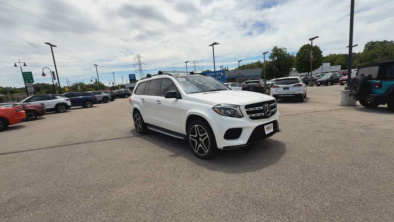 Used 2017 Mercedes-Benz GLS 550 4MATIC image 2