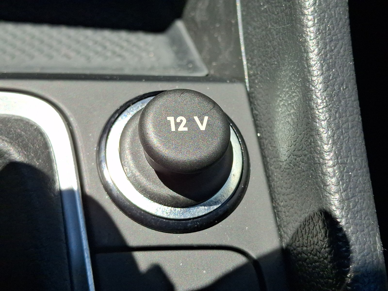 Certified 2022 Volkswagen Jetta Sport FWD image 25