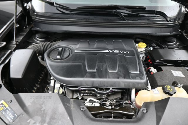 Used 2022 Jeep Cherokee Limited AWD/4WD image 20