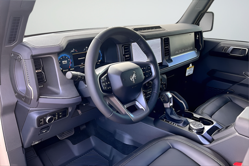 New 2025 Ford Bronco Badlands AWD/4WD image 7