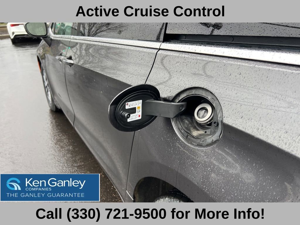 Used 2021 Chrysler Pacifica Touring-L w/ Uconnect Theater Family Group image 52