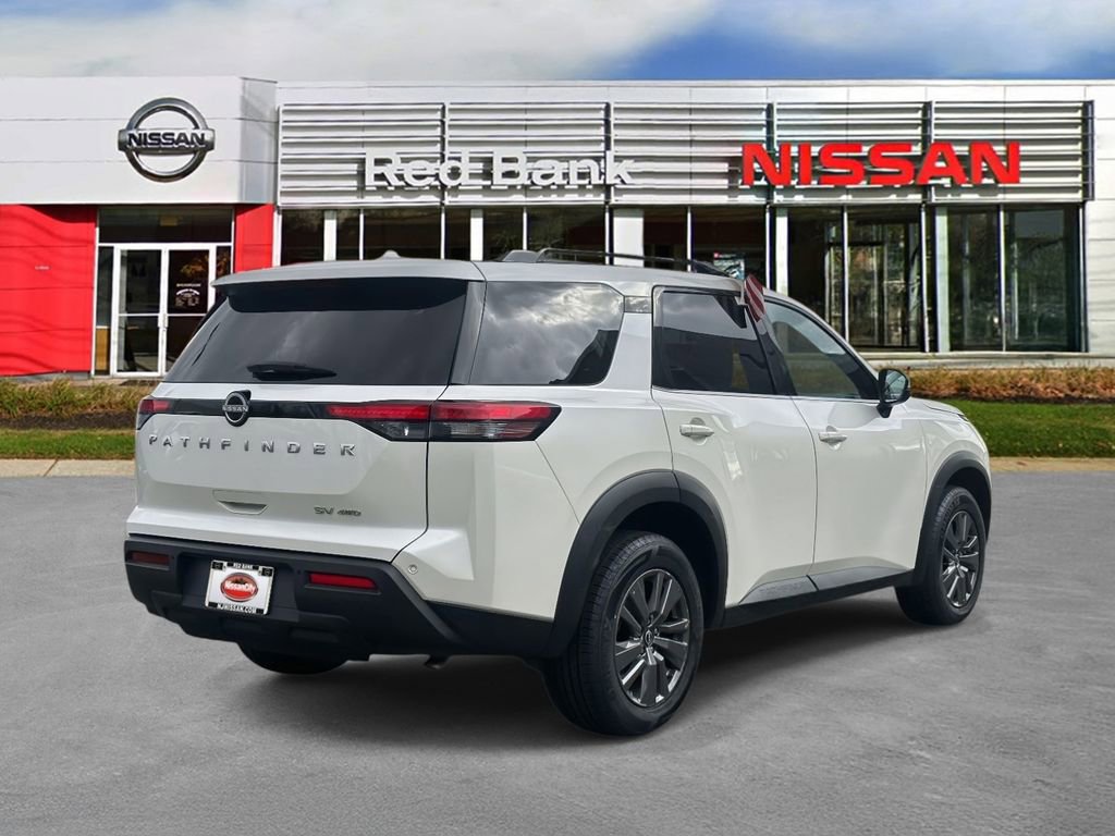 Used 2024 Nissan Pathfinder SV AWD/4WD image 5