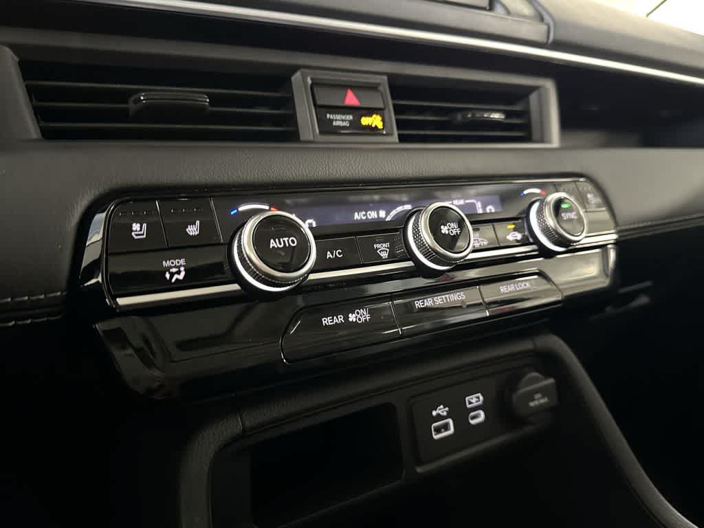 Used 2025 Honda Pilot Elite image 19