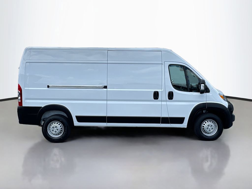 Used 2026 RAM ProMaster 2500 w/ Convenience Group FWD image 4