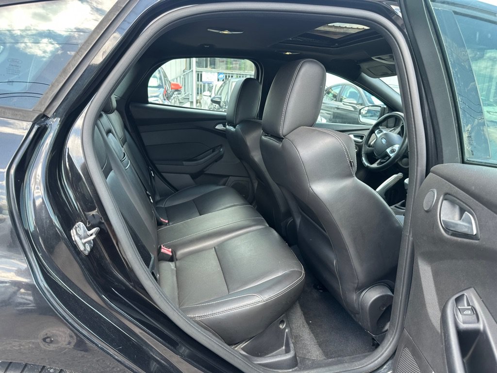 Used 2013 Ford Focus ST FWD image 14