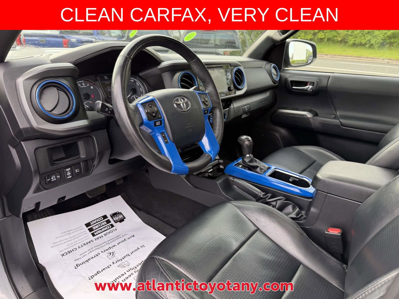Used 2018 Toyota Tacoma TRD Sport AWD/4WD image 16