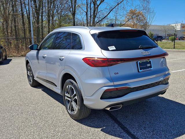 Certified 2025 Audi Q5 Premium w/ 19" Wheel Package image 4