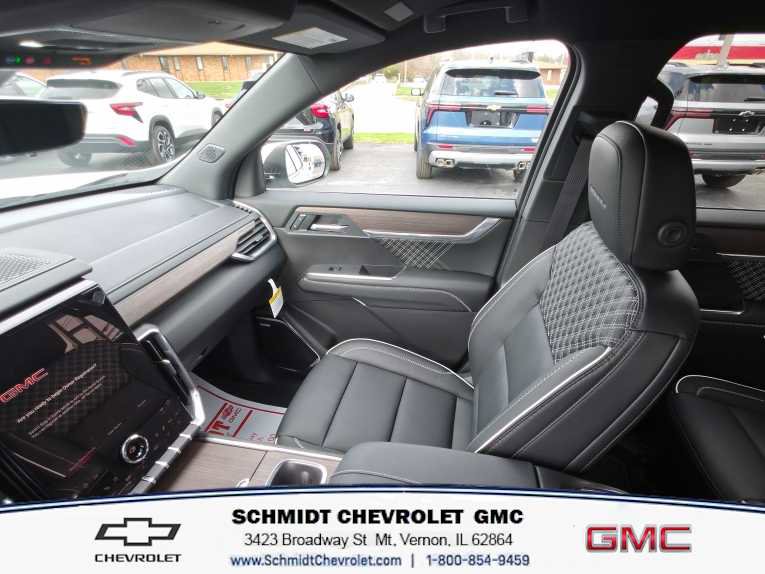 New 2026 GMC Acadia Denali w/ Super Cruise Package image 19