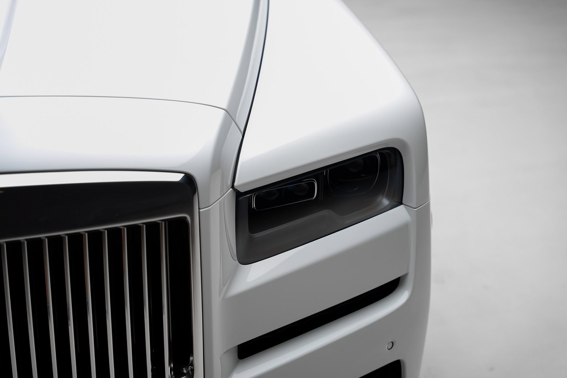 Used 2024 Rolls-Royce Cullinan w/ Cullinan Package AWD/4WD image 12