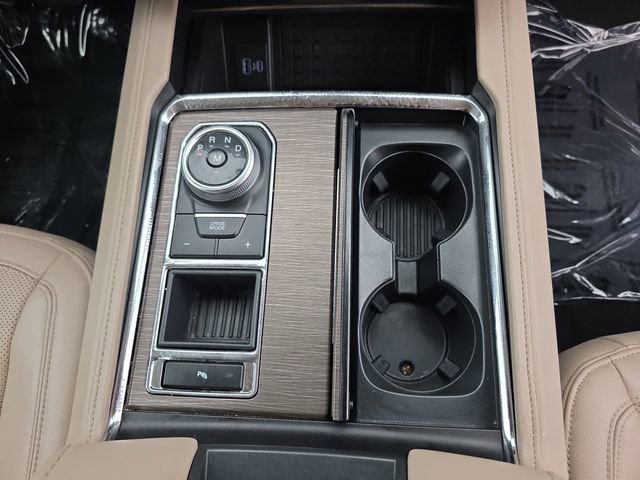 Used 2024 Ford Expedition Max Limited image 4