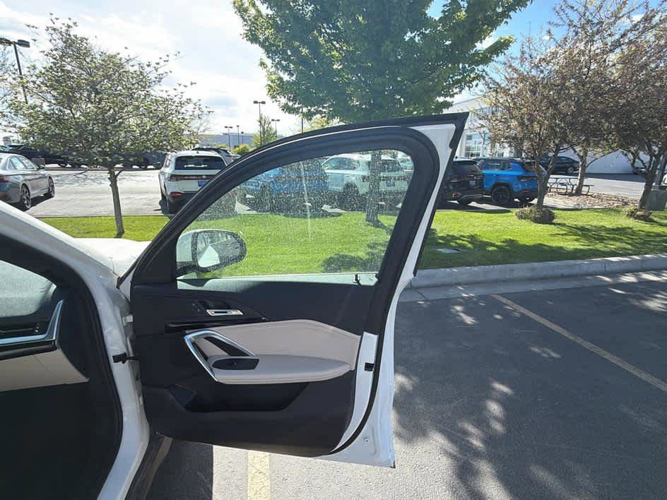 Used 2023 BMW X1 xDrive28i AWD/4WD image 28