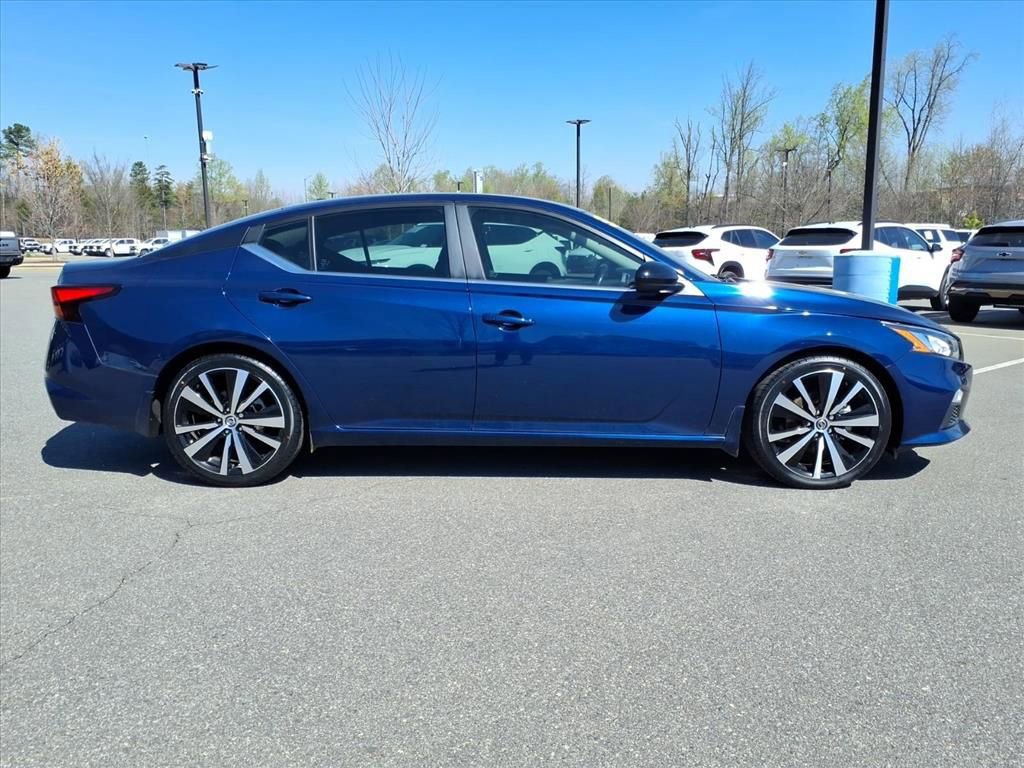 Used 2022 Nissan Altima 2.5 SR image 32