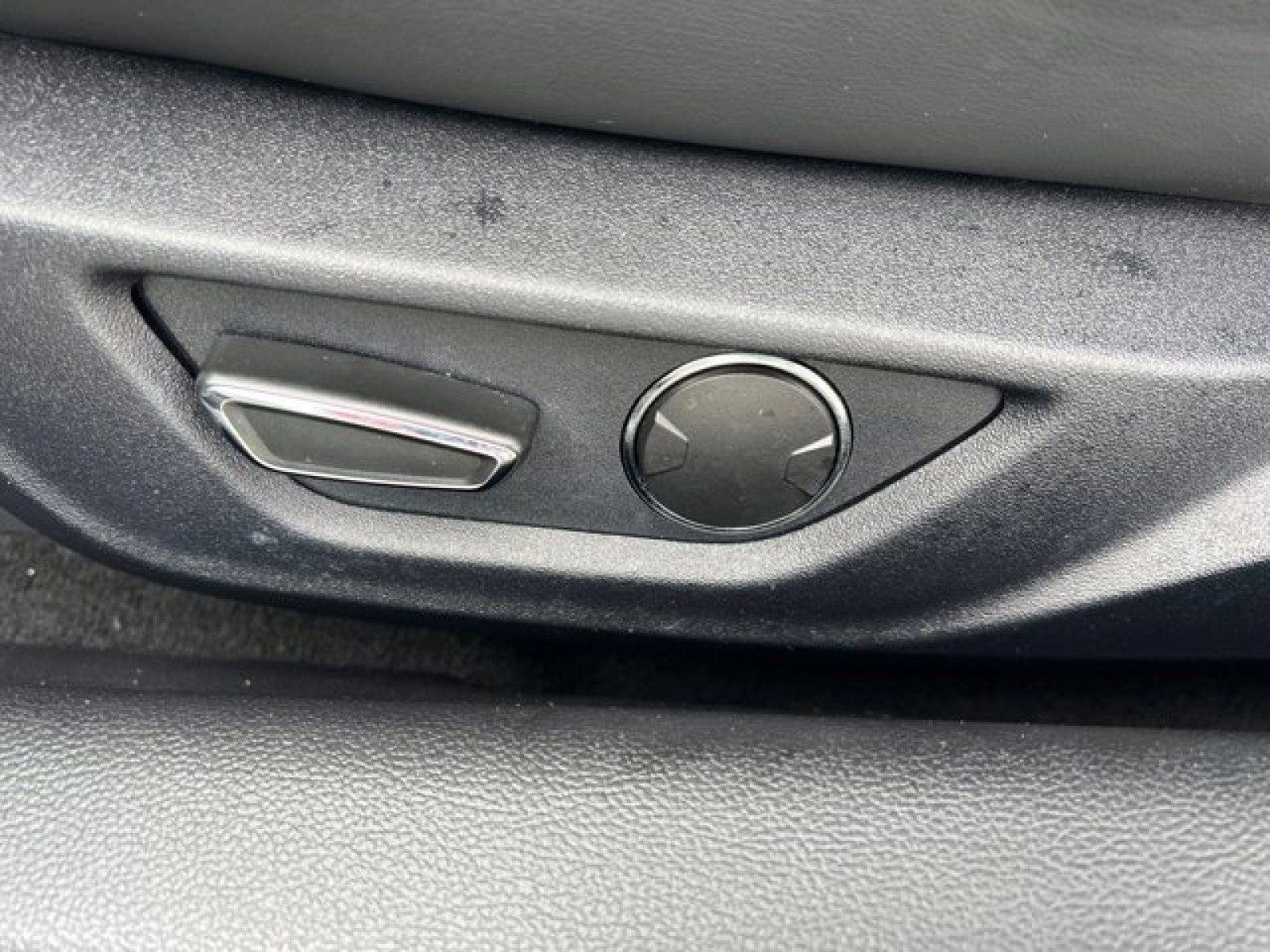 Used 2019 Ford Mustang GT Premium w/ Performance Package - Level 2 image 11