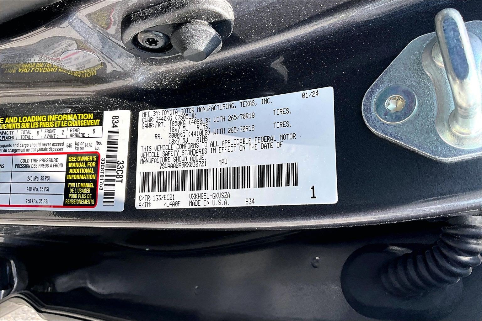 Used 2024 Toyota Sequoia SR5 w/ SR5 Premium Package AWD/4WD image 36