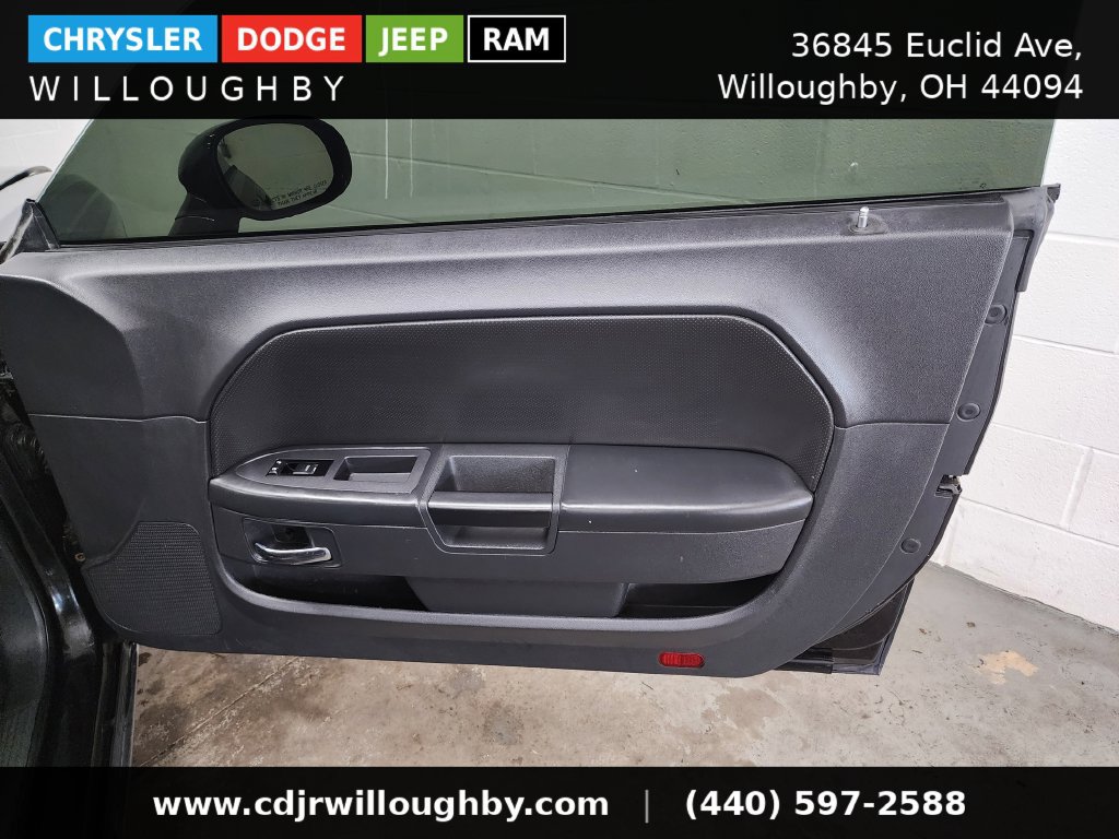 Used 2010 Dodge Challenger R/T RWD image 29