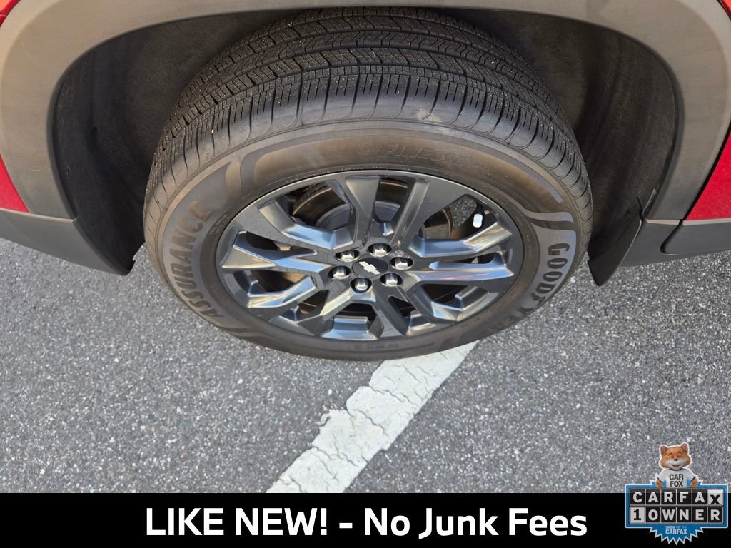Used 2021 Chevrolet Traverse RS FWD image 13