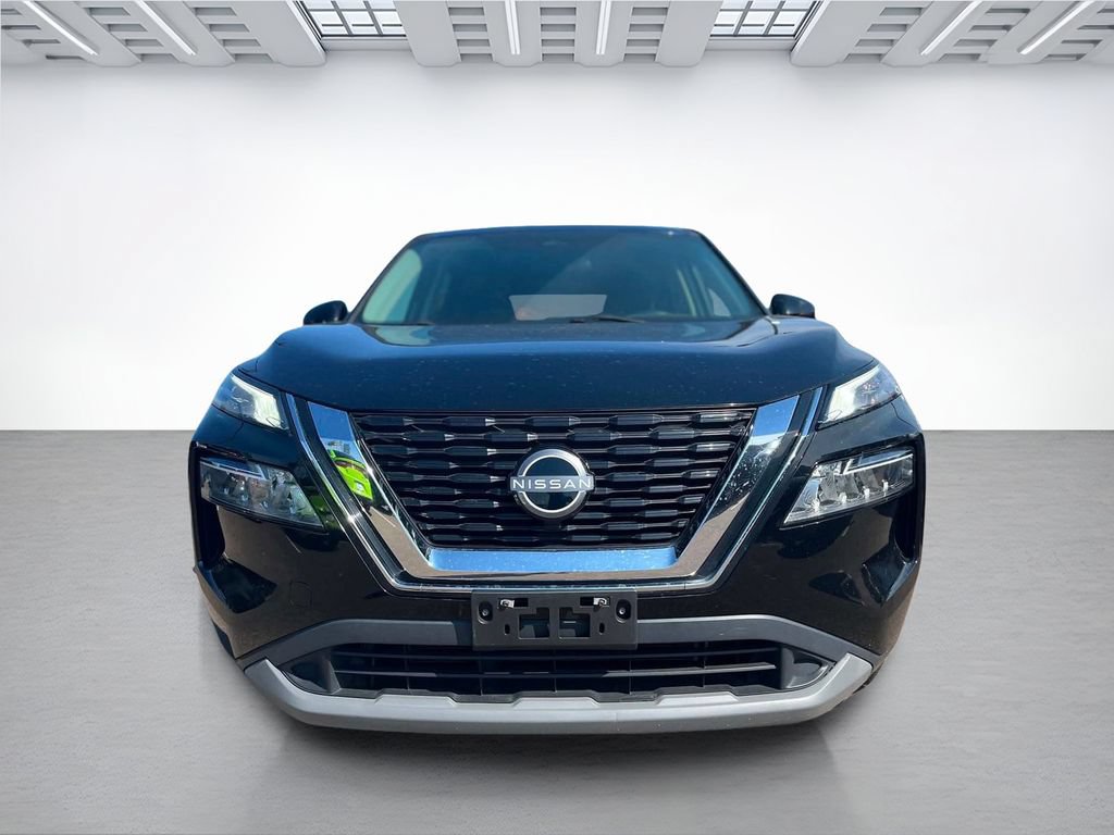 Used 2023 Nissan Rogue SV FWD image 2