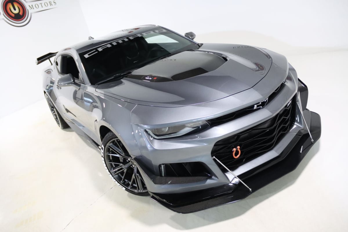 Used 2022 Chevrolet Camaro ZL1 RWD image 73