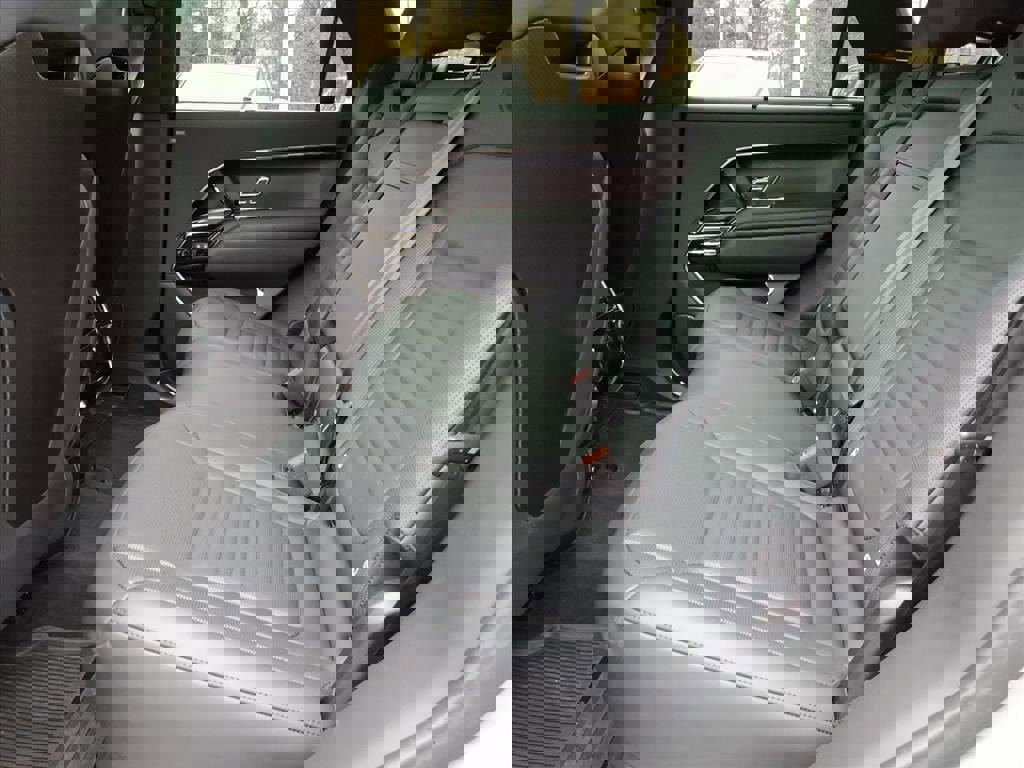 New 2025 Land Rover Range Rover Sport SV Edition Two image 17