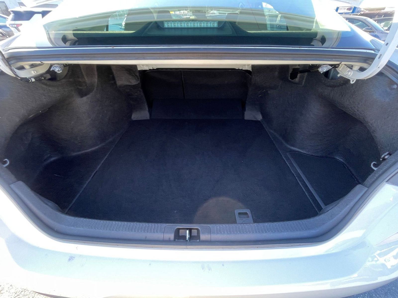 Used 2025 Toyota Camry LE image 31