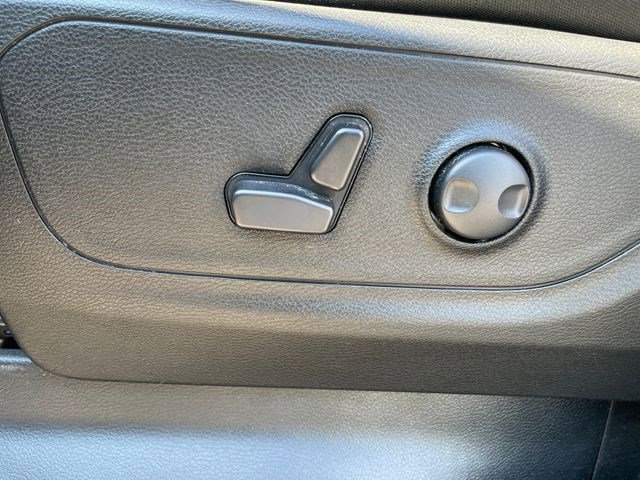 Used 2025 RAM 1500 Big Horn AWD/4WD image 36