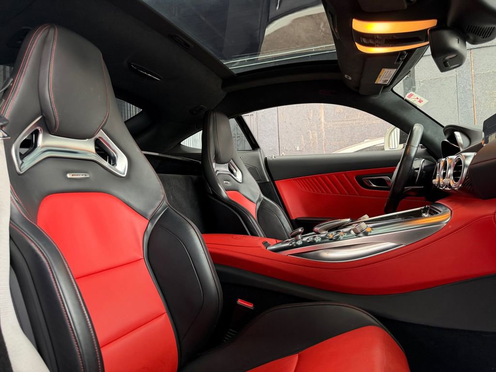 Used 2017 Mercedes-Benz AMG GT S image 32