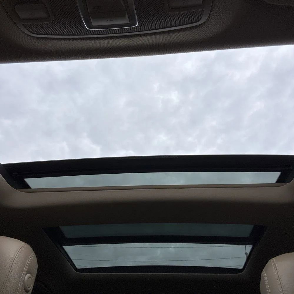Used 2015 Mercedes-Benz GL 550 4MATIC image 24