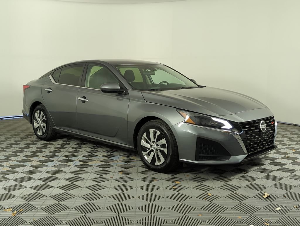 Used 2023 Nissan Altima 2.5 S image 9