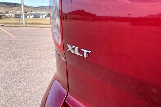 Used 2014 Ford Explorer XLT w/ Equipment Group 202A image 24