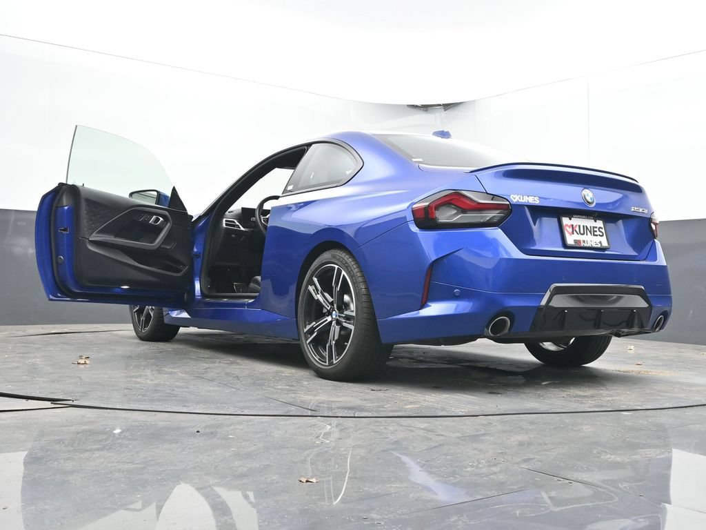 Used 2026 BMW 230i Coupe RWD image 71