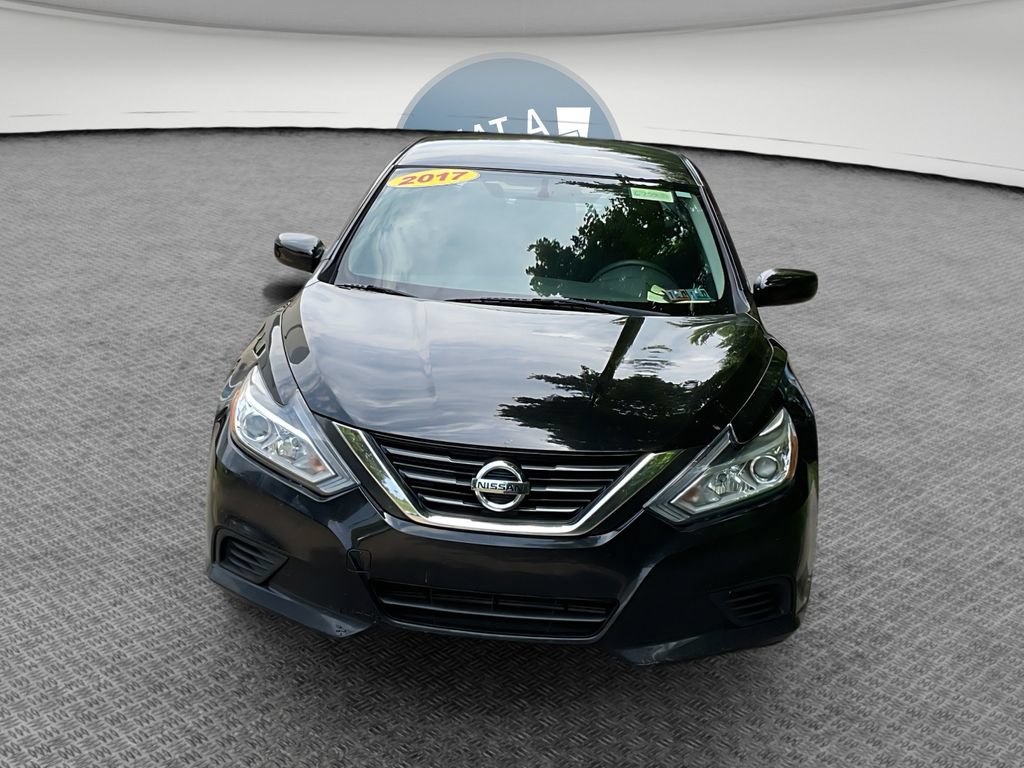 Used 2017 Nissan Altima 2.5 S w/ Power Driver Seat Package FWD image 9