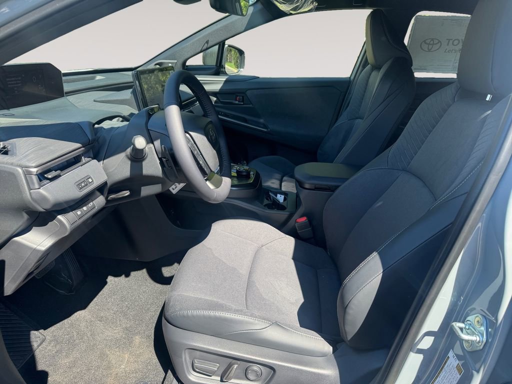New 2026 Toyota C-HR image 9