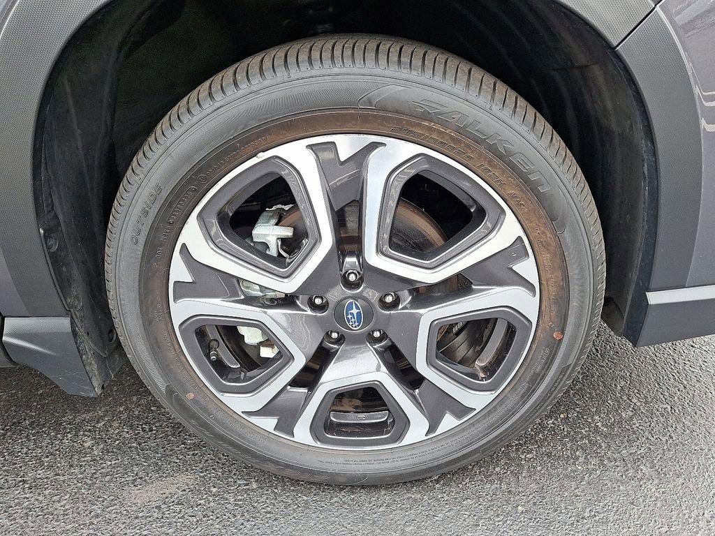 Used 2024 Subaru Ascent Limited image 11