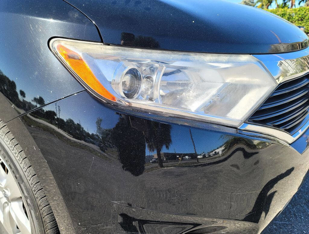 Used 2016 Nissan Quest SV image 4