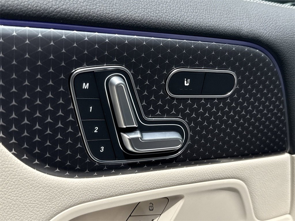 New 2025 Mercedes-Benz GLA 250 image 11