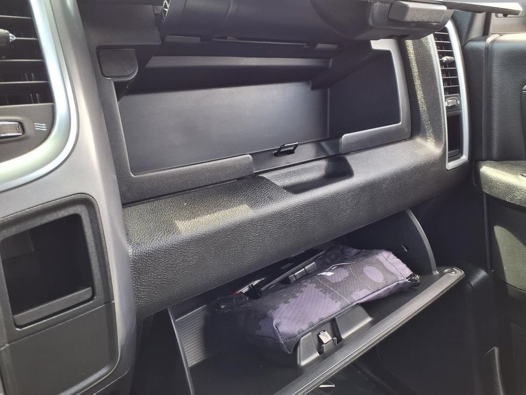 Used 2024 RAM 1500 Warlock AWD/4WD image 10