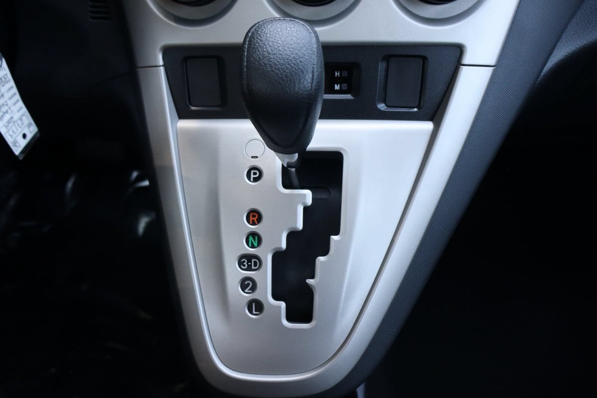 Used 2009 Toyota Matrix FWD image 33