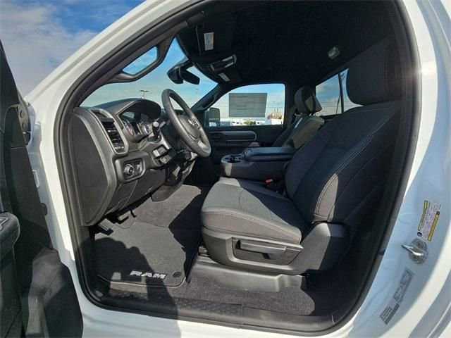 Used 2024 RAM 3500 Tradesman w/ Chrome Appearance Group image 12