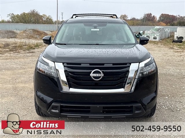 New 2025 Nissan Pathfinder SV image 16
