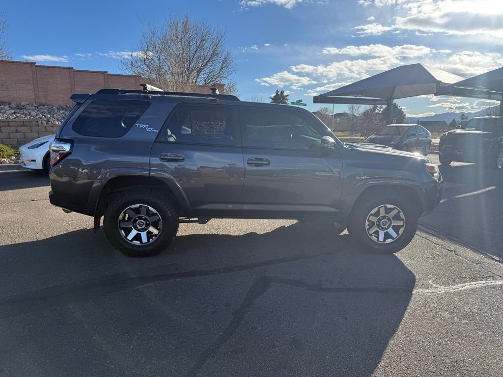 Used 2019 Toyota 4Runner TRD Off-Road Premium image 5