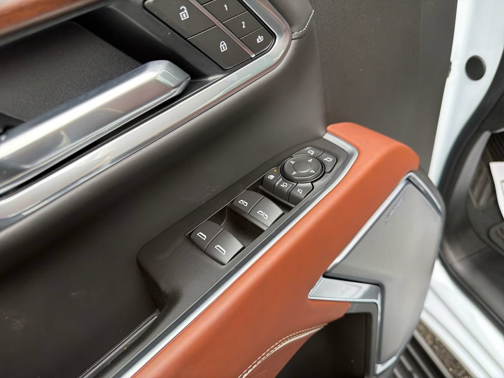 New 2026 GMC Sierra 2500 Denali Ultimate AWD/4WD image 13