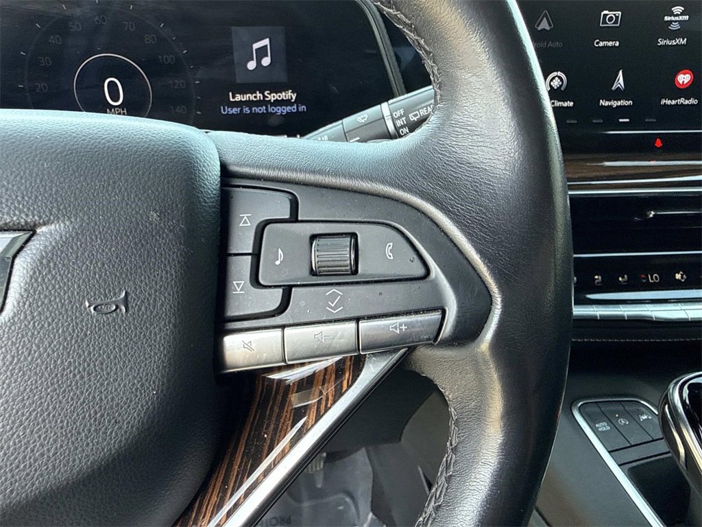 Used 2023 Cadillac Escalade Premium Luxury image 17
