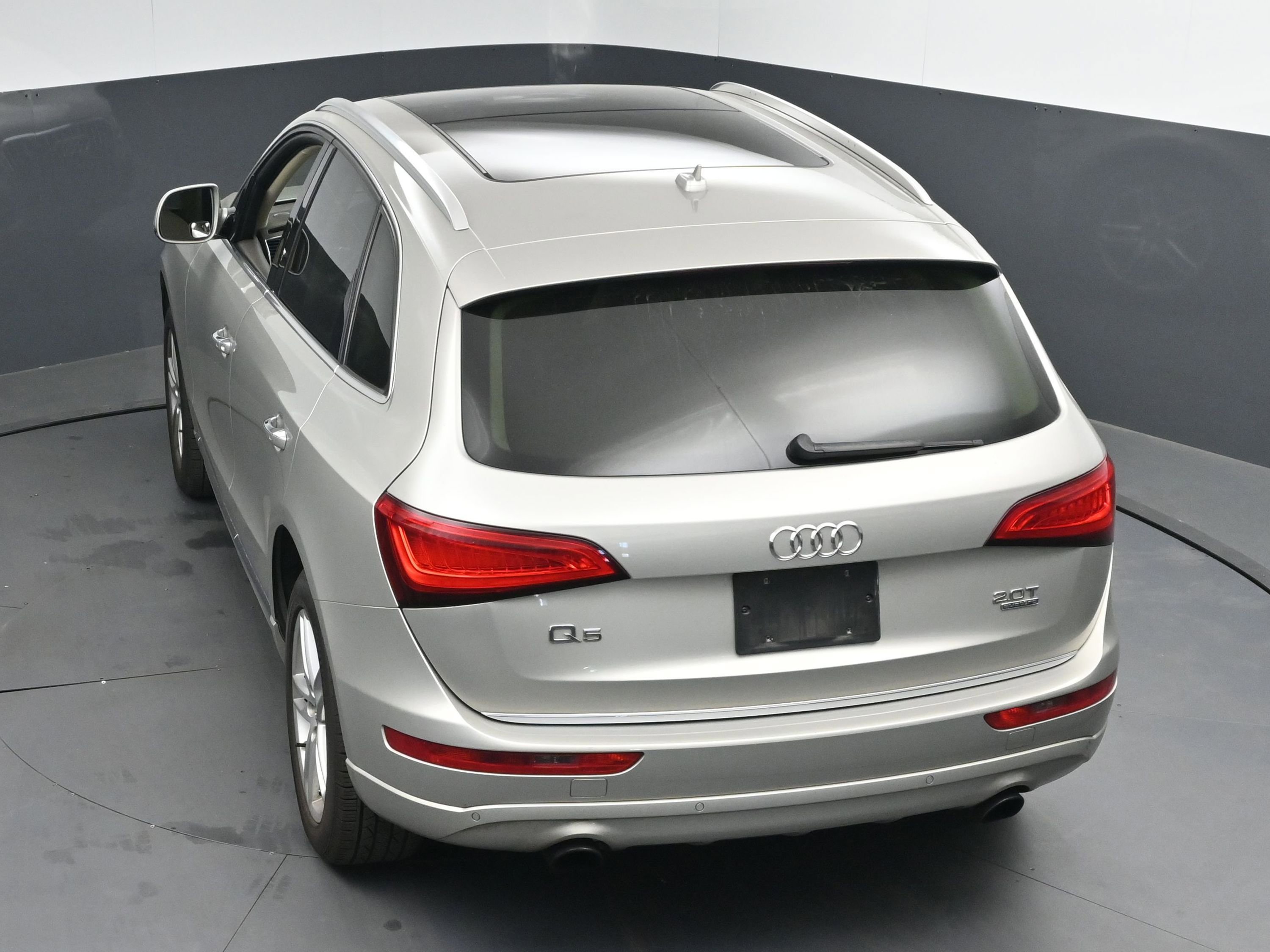 Used 2016 Audi Q5 2.0T Premium Plus w/ Technology Package image 34